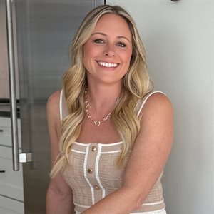 Lindsay Higgins